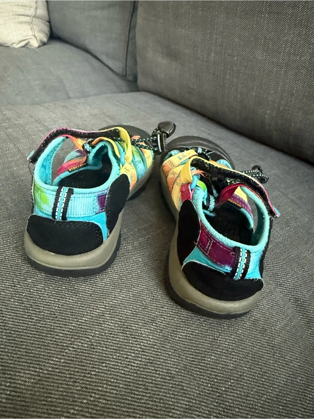 Kids 12 KEENS  Rainbow Outdoor Sandals - Teal & Multicolor